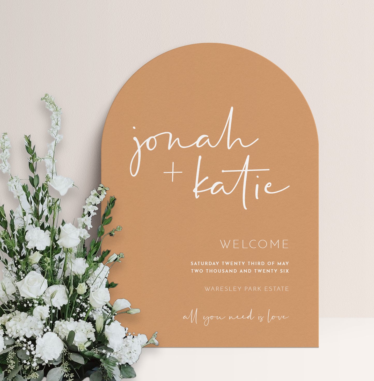 WOODLAND LUXE WELCOME SIGN